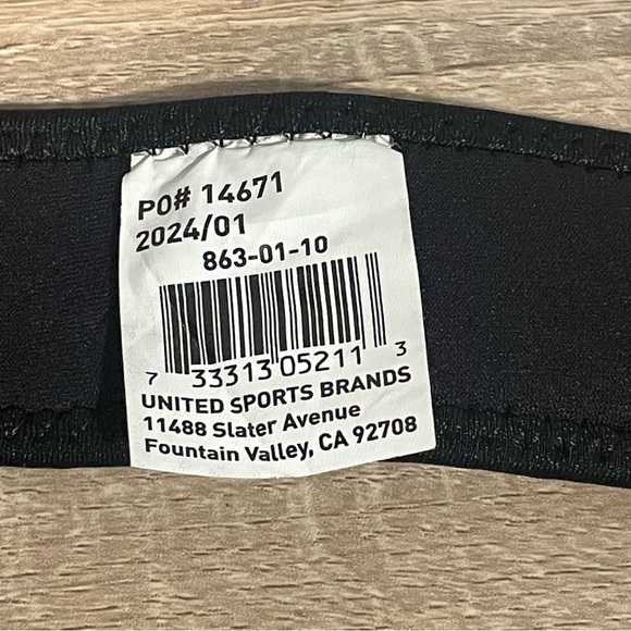 Shock Doctor knee/patella support strap (black, small/medium) | EUC - Picture 4 of 4